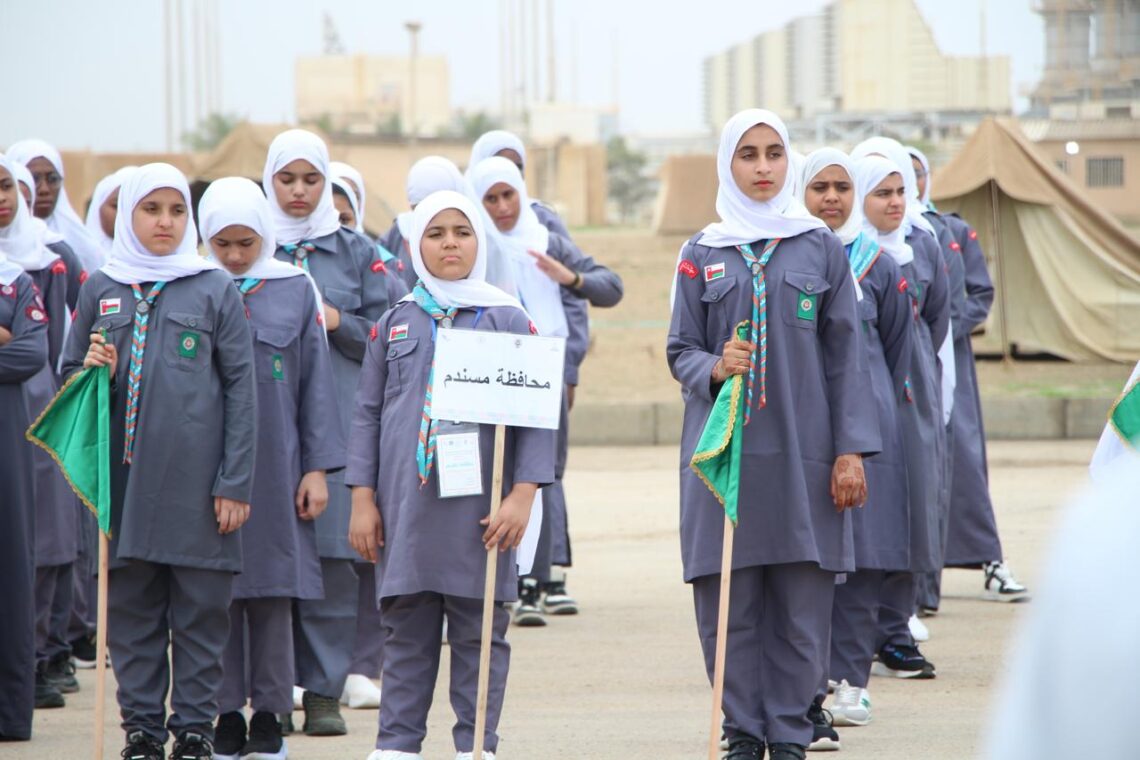 بدء‎ المخيم الكشفي الصيفي للمرشدات والمقدمات بمحافظة ظفار