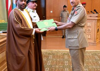 تخريج الدورة الـ11 في كلية الدفاع الوطني