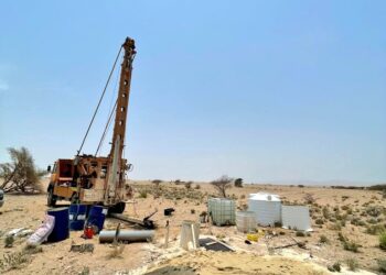ضبط معدة لحفر الآبار بدون ترخيص في ضنك