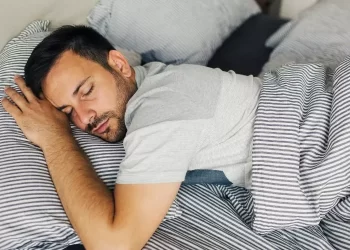 هل تعاني من الأرق؟.. إليك 4 تمارين تساعدك على النوم