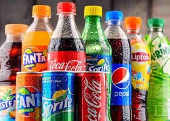 هذا ما يحدث لجسمك عند تناول المشروبات الغازية قبل النوم