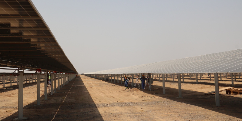 بتكلفة 800 مليون دولار.. إنجاز أكثر من 60% في مشروعي (منح 1 و2) للطاقة الشمسية
