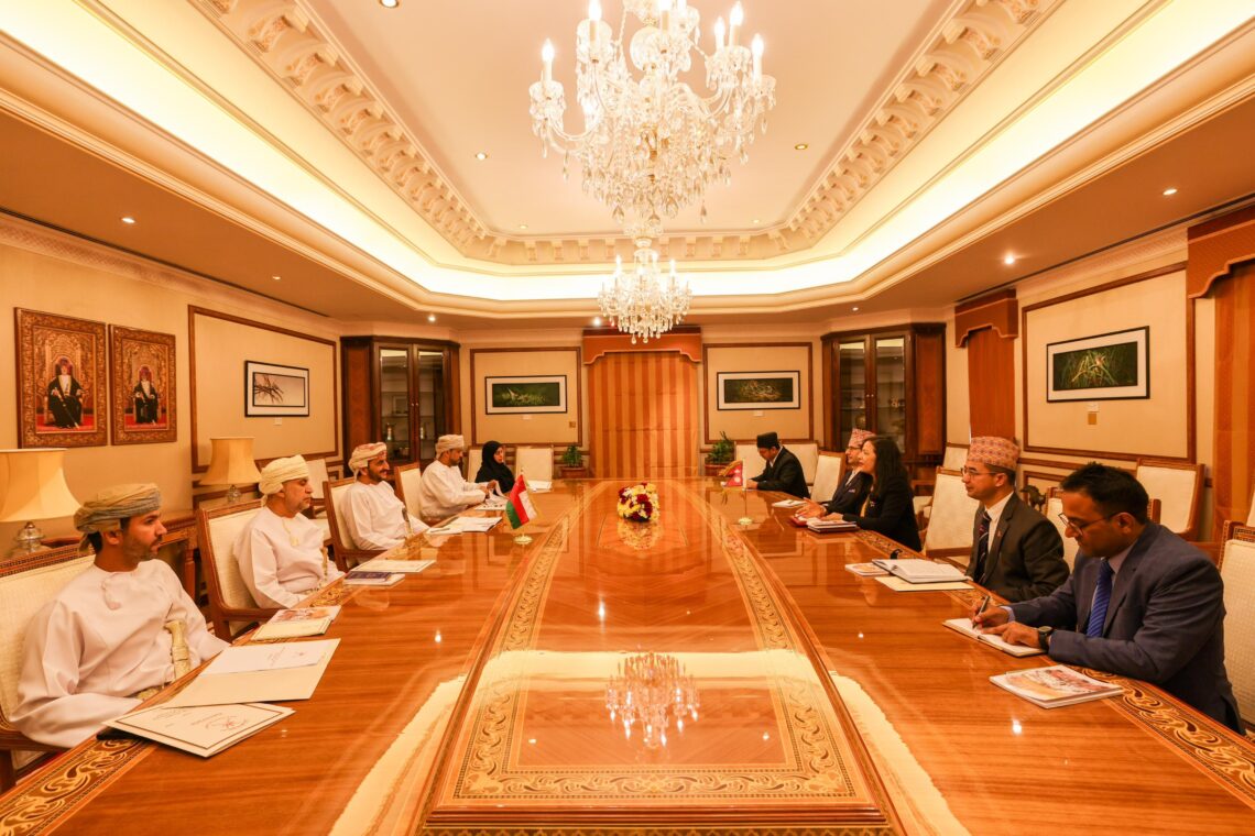 سلطنة عمان ونيبال تؤكدان مواصلة تطوير التعاون في كافة المجالات