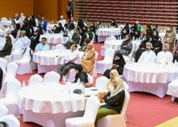بدء المؤتمر الدولي للرابطة العُمانية لطب الطوارئ بصلالة