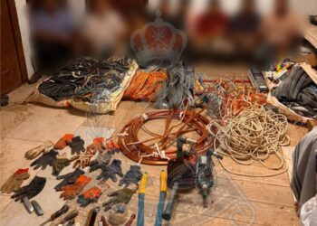 القبض على 8 أشخاص بتهمة السرقة من منازل قيد الإنشاء