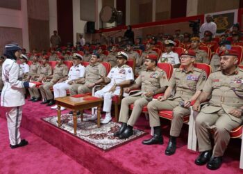 الجيش السلطاني العُماني يحتفل بتدشين الفرقة الموسيقية العسكرية النسائية