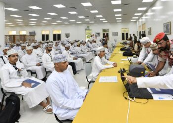 الكلية العسكرية التقنية تستقبل عددًا من خريجي دبلوم التعليم العام