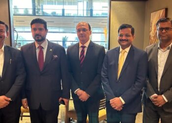سلطنة عُمان والهند تبحثان تعزيز التبادل التجاري والاقتصادي