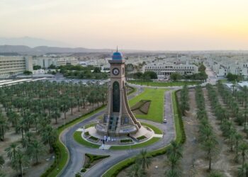 جامعةُ السُّلطان قابوس تستقبل الدفعة الـ 39 من طلبة الدراسات الجامعية