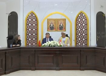 سلطنة عُمان وبيلاروسيا تناقشان مجالات التعاون الزراعي والسمكي