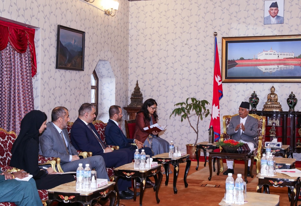 الرئيس النيبالي يستقبل وزير الخارجية