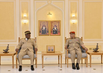 رئيس أكاديمية الدراسات الإستراتيجية والدفاعية يستقبل مسؤولًا من جمهورية القمر المتحدة