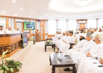مليارا ريال عُماني حجم “صندوق عُمان المستقبل” لتمويل المشروعات الصغيرة والمتوسطة وتحفيز الاستثمار الجريء