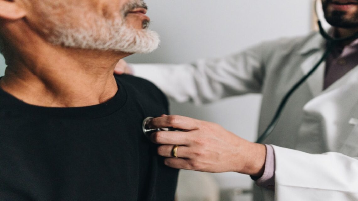 دراسة تحذر من أطعمة شائعة تضر الجسم  خلال 3 أسابيع فقط