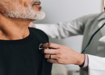 دراسة تحذر من أطعمة شائعة تضر الجسم  خلال 3 أسابيع فقط