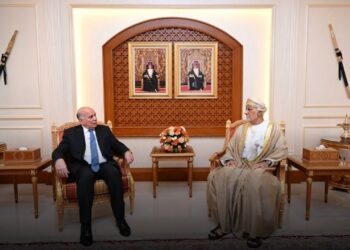 سمو السيد شهاب يستقبل مسؤولًا عراقيًا