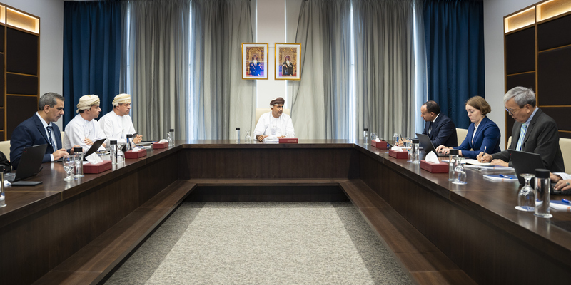 وفد آسيوي يطلع على جهود “اقتصادية الدقم” في تمكين الاستثمار