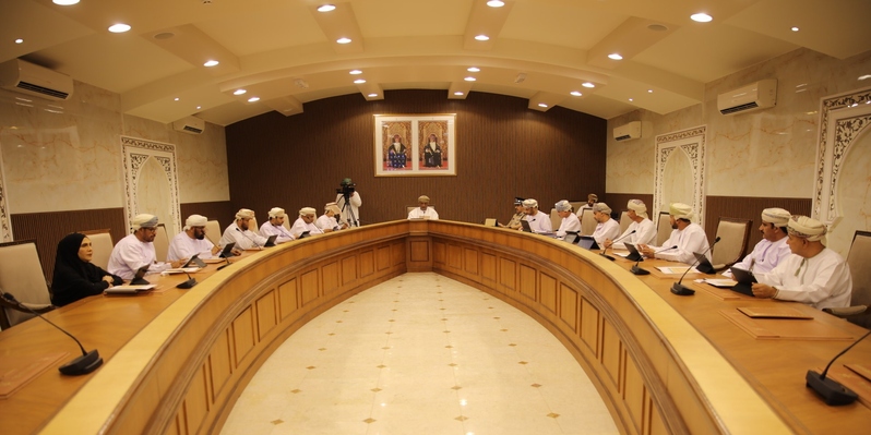 “بلدي الظاهرة” يناقش مراحل تنفيذ مشروع إطلالة عبري