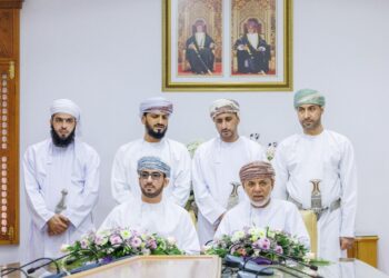 توقيع 10 عقود لدعم وإعمار المساجد المتأثرة بمشروع الباطنة الساحلي بشمال الباطنة