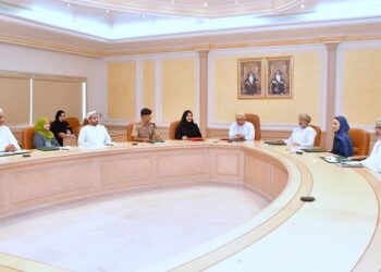 لجنة “الرعاية الصحية” تناقش حوكمة التعامل مع المنتجات الصحية ومصانع الأدوية