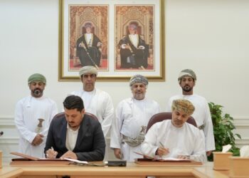 توقيع اتفاقيتي إنشاء مشروعين تجاريين بأكثر من 3 ملايين ريال عُماني بالبريمي