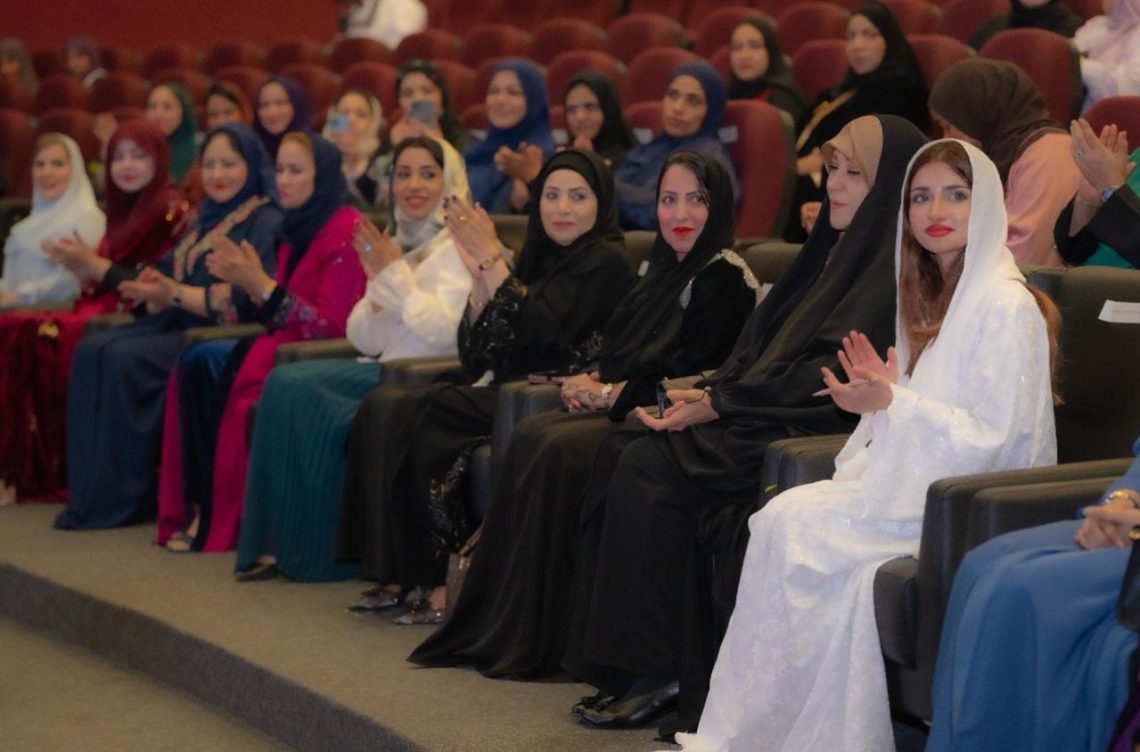 جلسة نقاشية بـ”جمعية الصحفيين” تسلط الضوء على دور المرأة في تعزيز القيم الثقافية والاجتماعية