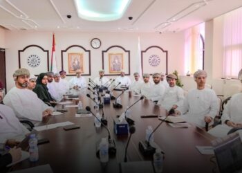 مناقشة آليات تقديم الخدمات الاستشارية لدراسة حماية الصناعات الوطنية