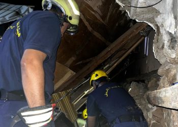 وفاة شخصين نتيجة انهيار مبنى قديم في ‎صور