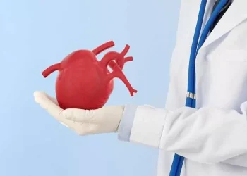 3 علامات تدل على ضعف عضلة القلب.. تعرف عليها