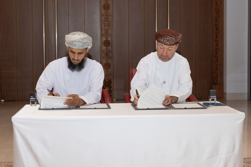 المتحف الوطني ومركز ذاكرة عُمان يوقِّعان اتفاقية تعاون
