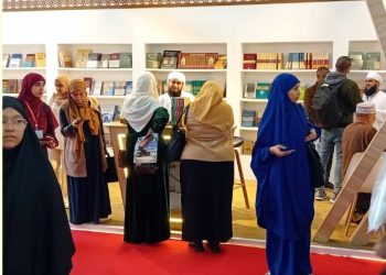 إقبال كبير على جناح سلطنة عُمان بمعرض الجزائر الدولي للكتاب