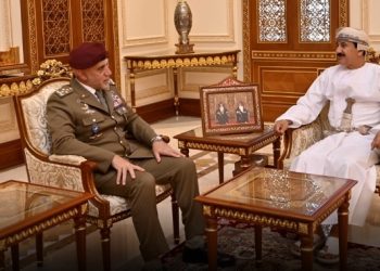 وزير المكتب السلطاني يستقبل مسؤولًا إيطاليا