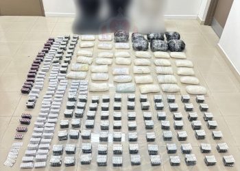 القبض على 3 أشخاص حاولوا تهريب كميات كبيرة من المواد المخدرة