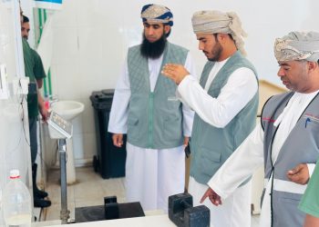 ضبط مؤسسة تغش المستهلكين وتتلاعب في أوزان السمك بشمال الشرقية