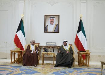جلالة السلطان يبعث رسالة خطية لأمير الكويت