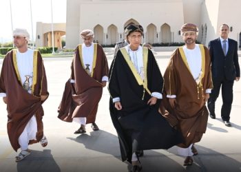 سمو السيد فهد يتوجه إلى الكويت