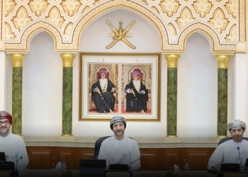 “بلدي مسقط” يستعرض آلية التشغيل التجاري لميناء السُّلطان قابوس