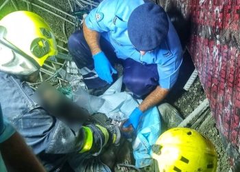 عاجل .. وفاة شخص في حادث انهيار مبنى قيد الإنشاء بصلالة