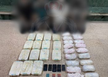 القبض على 4 أشخاص حاولوا تهريب كميات من المواد المخدرة في شمال الباطنة