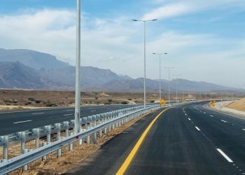 غدًا.. افتتاح جزء جديد من ازدواجية طريق “الكامل والوافي – صور”