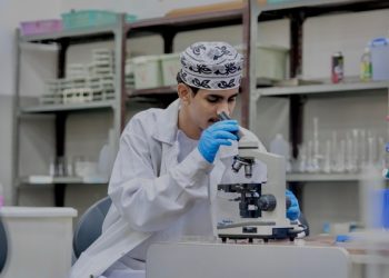 شركة طلابية تنجح في تحويل النفايات الورقية إلى وقود حيوي
