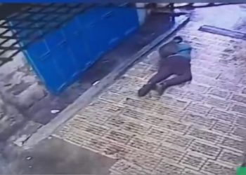 بالفيديو.. قوات الاحتلال تطلق النار على طلبة المدارس في الضفة .. عاجل