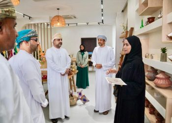 محافظ مسندم يفتتح المقر الجديد لمشروع “زري خصب”