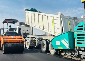 تنفيذ تجربة “الإسفلت المعدل بالمطاط” بولاية بدية