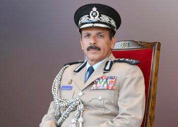 المفتش العام للشرطة والجمارك يعقد لقاءات ثنائية في إيران