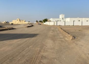 بـتكلفة تبلغ مليون ريال عماني.. البدء في مشروع إنشاء الطرق الداخلية بولاية ضنك