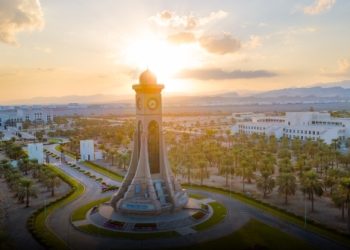 جامعة السلطان قابوس تُحقّق تقدمًا في تصنيف كيو إس العالمي في تخصصي هندسة النفط والتمريض