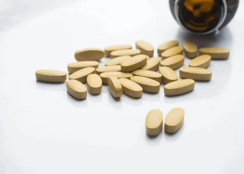 احذر.. 7 علامات تدل على نقص فيتامين “B12” في جسمك