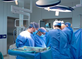 إنجاز تاريخي.. سلطنة عمان تنجح في إجراء عملية زراعة قلب لمريض عماني