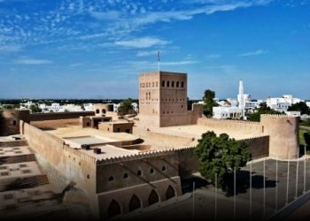 قلعة صحار تستقطب أكثر من 1100 زائر خلال إجازة عيد الفطر